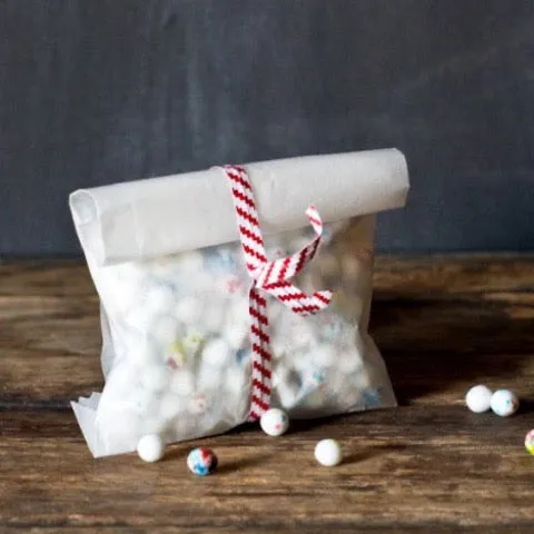 12 glassine bags