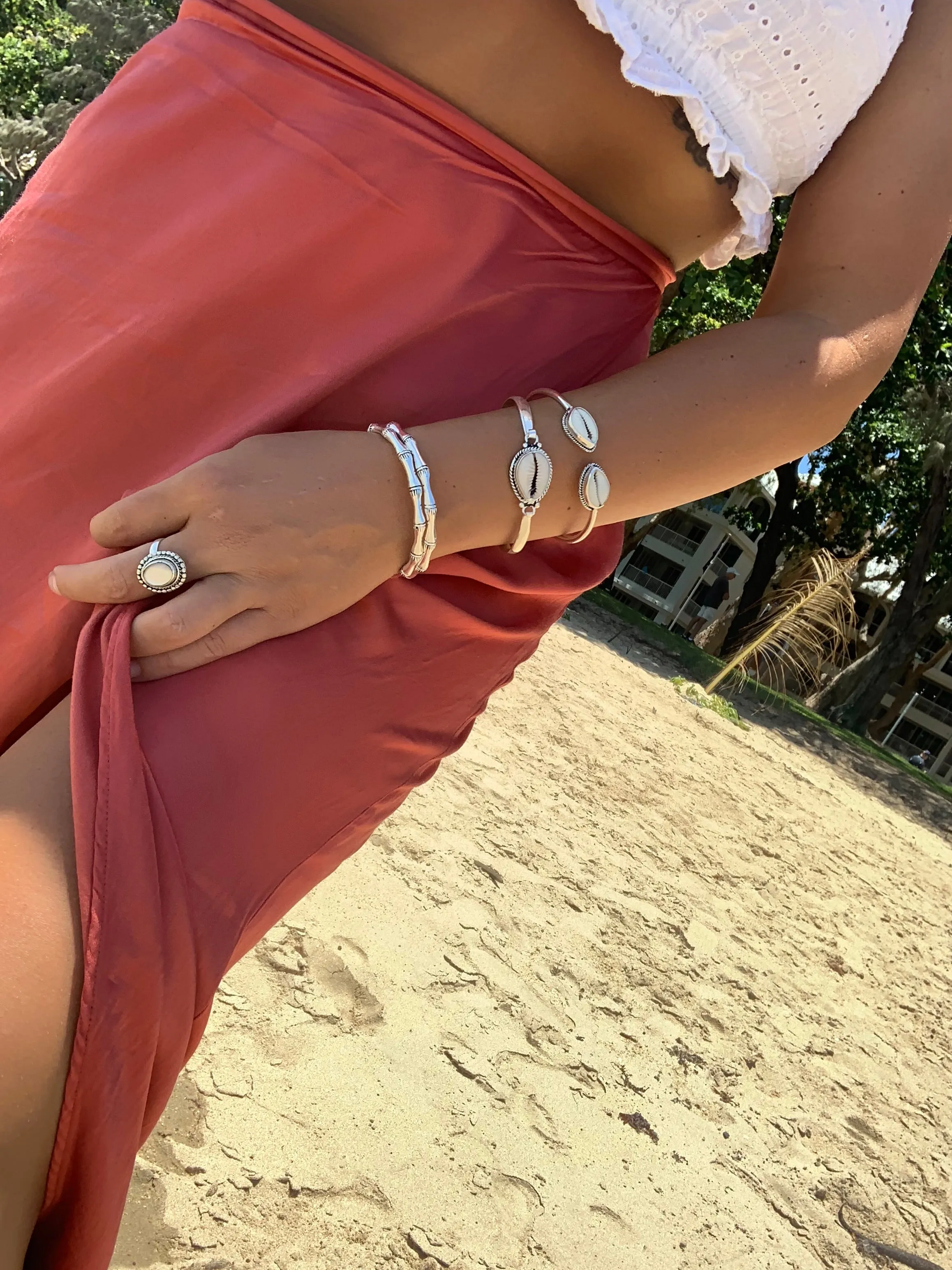 COWRIE BANGLE