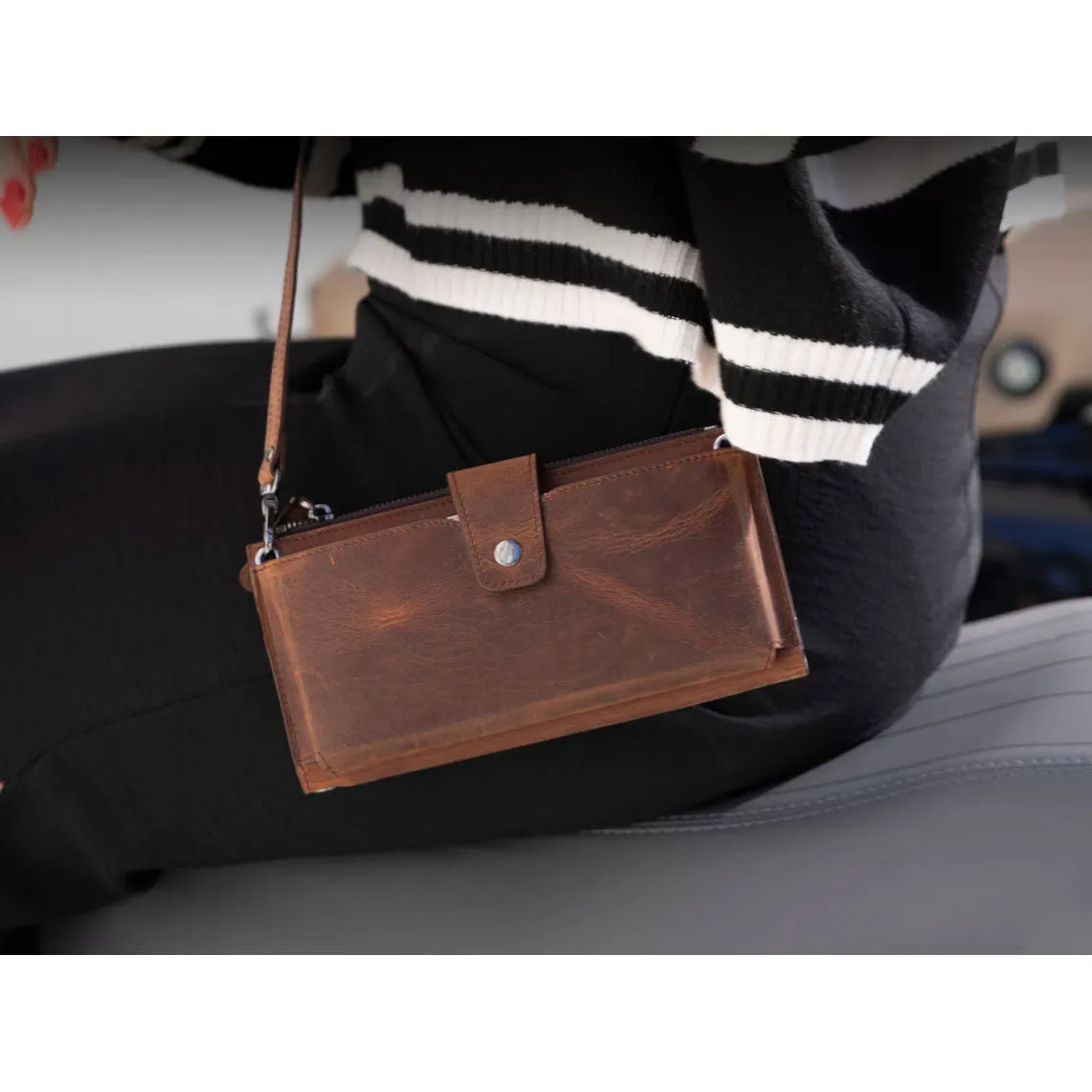 Dazzlo Leather Wallet with Phone Compartment - Brown - 7"