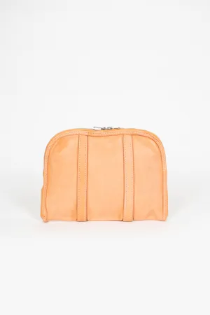 GB0003 Soft Horse Pouch CO97T