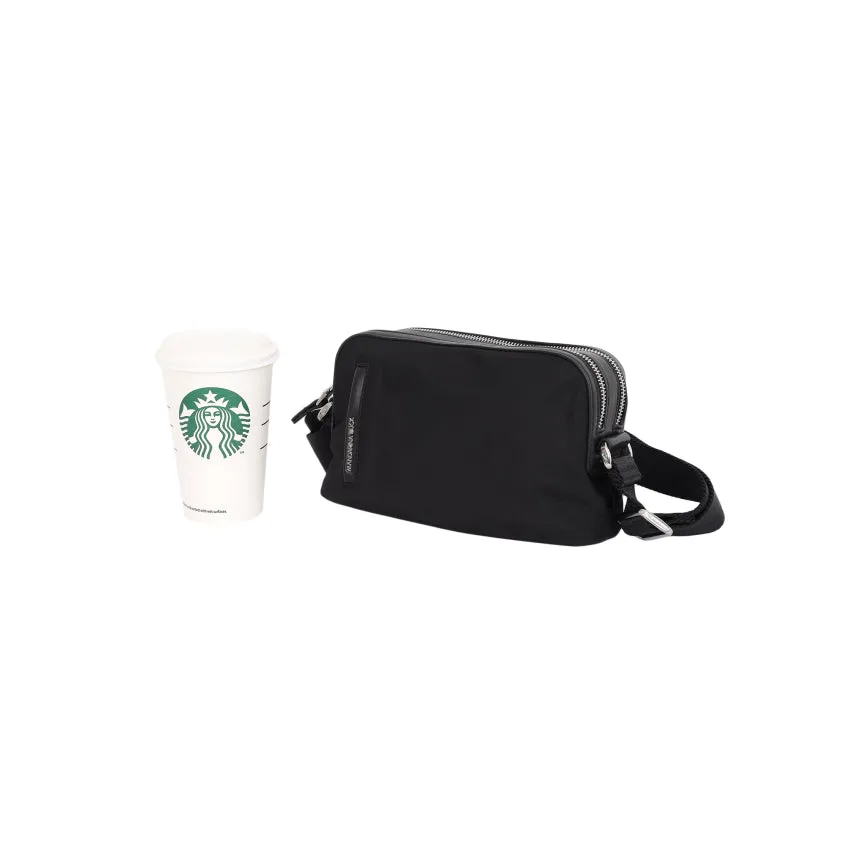 Hunter Medium Messenger Bag