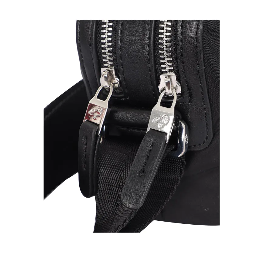 Hunter Medium Messenger Bag