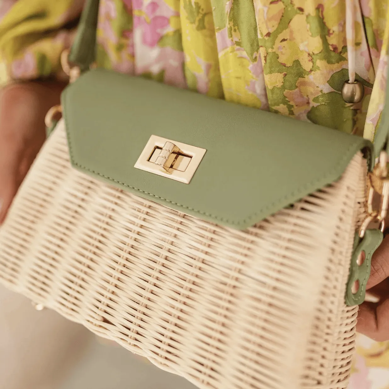 Natural Wicker Shoulder Bag | Sage Green