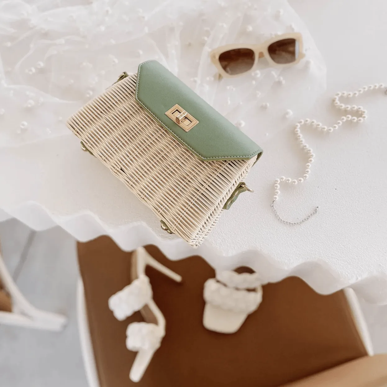 Natural Wicker Shoulder Bag | Sage Green