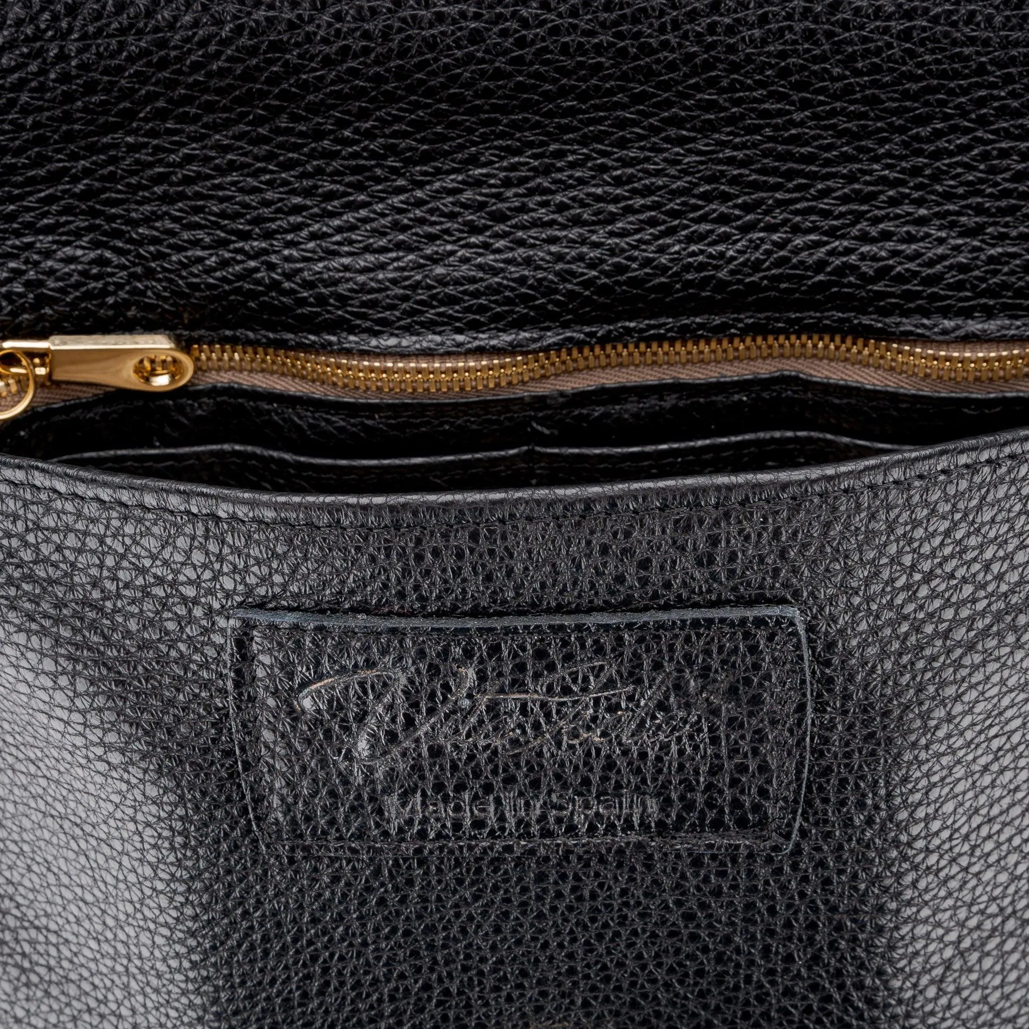 Nicole - Fringe Grain Leather Clutch Bag - Black