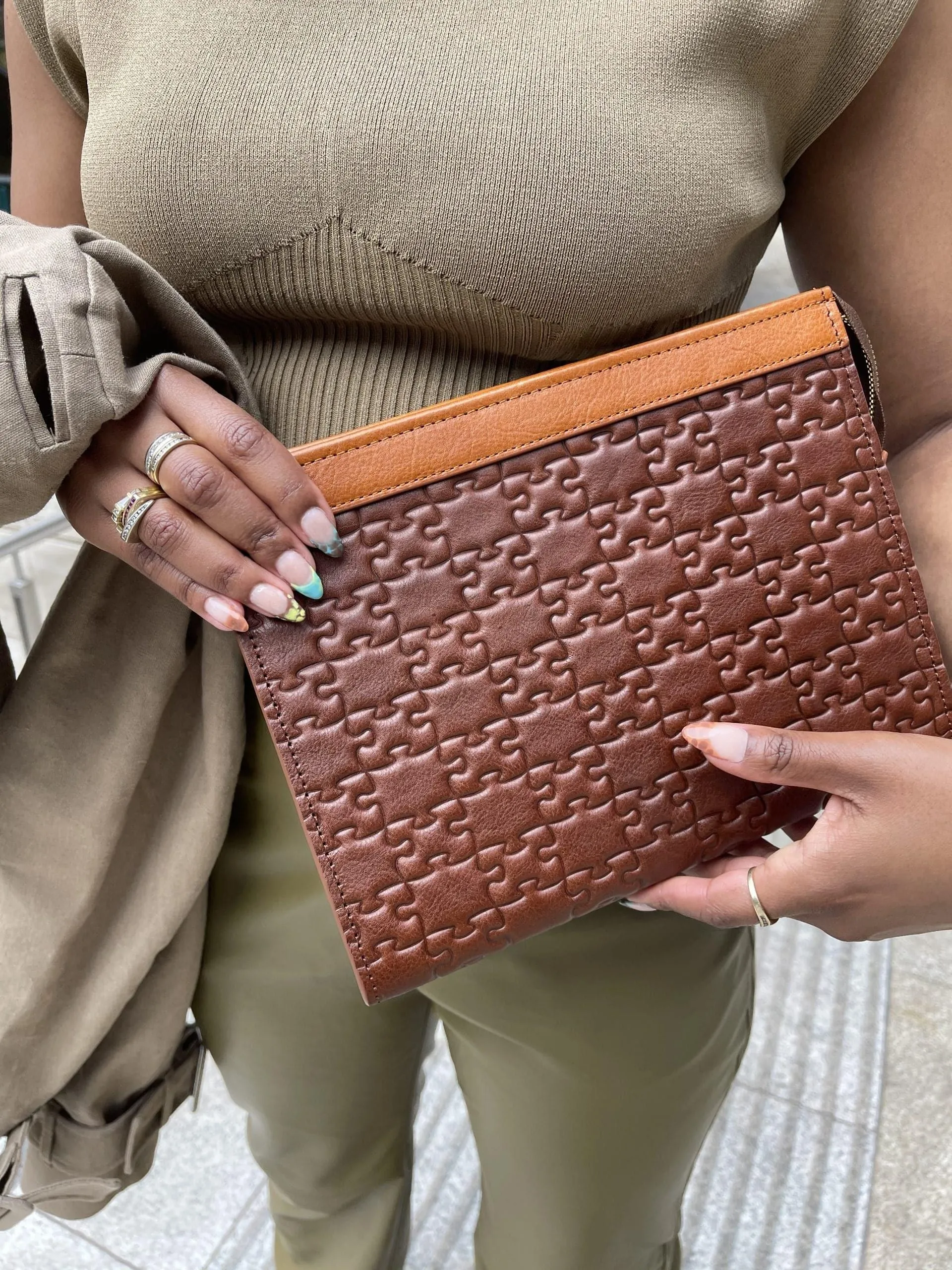 Nkari Tinuke Tail Clutch
