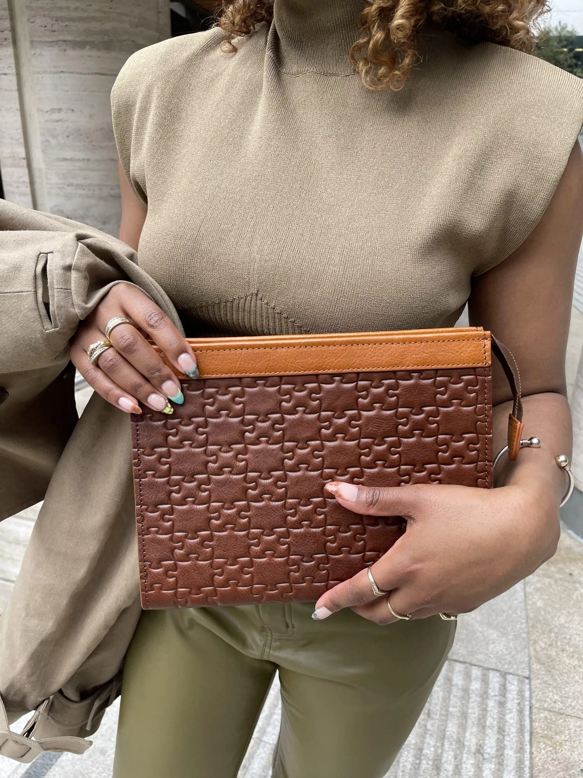 Nkari Tinuke Tail Clutch