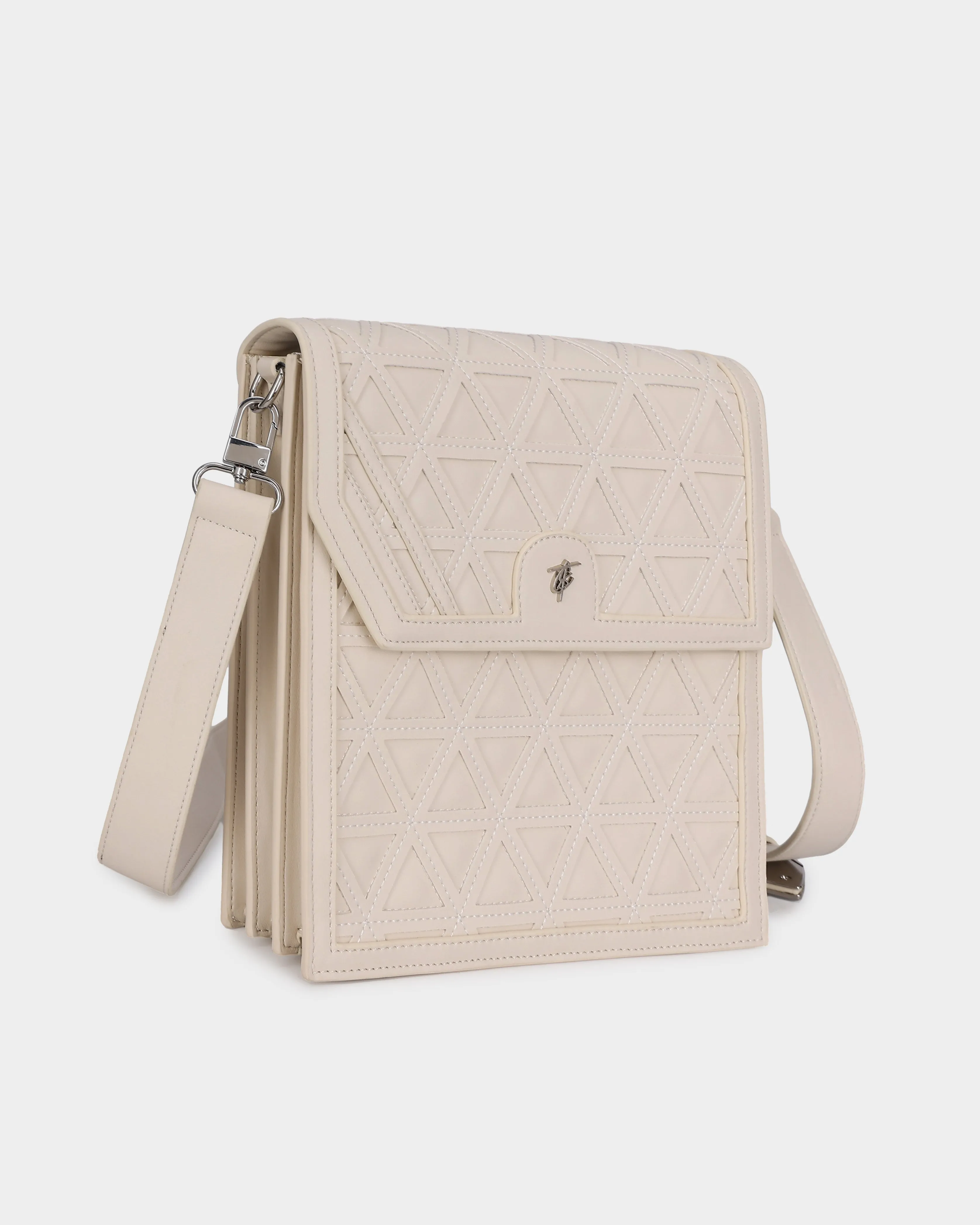 Woven Messenger Bag in Cream White